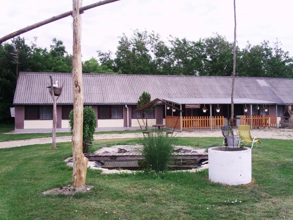 Sakaltanya Sorozo- Borozo Pihenohaz Hotel Venek Exterior photo